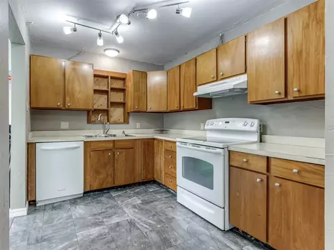 6612 NW 33rd St, Bethany, OK 73008 photo 12