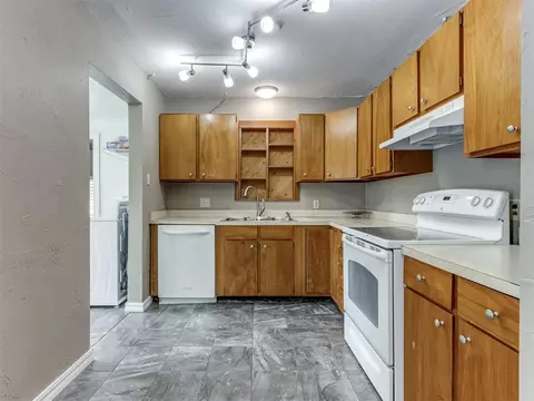 6612 NW 33rd St, Bethany, OK 73008 photo 11