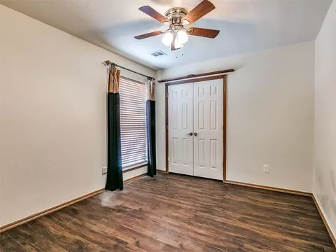 1912 Oak Dr, Moore, OK 73170 photo 33