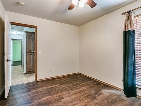 1912 Oak Dr, Moore, OK 73170 photo 36