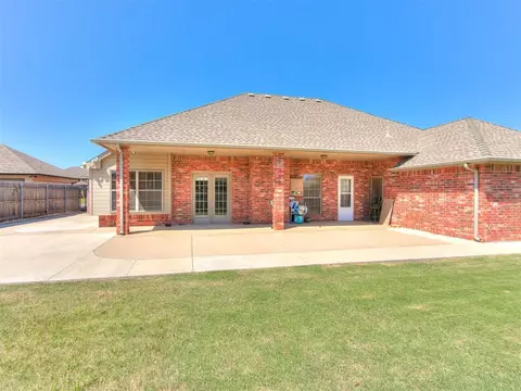 1912 Oak Dr, Moore, OK 73170 photo 50