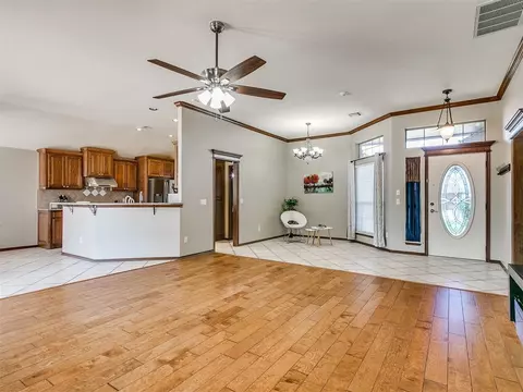 1912 Oak Dr, Moore, OK 73170 photo 21