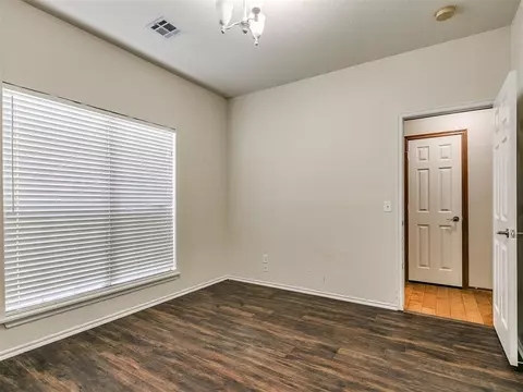 1912 Oak Dr, Moore, OK 73170 photo 28