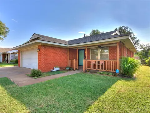 2420 Knox Dr, Del City, OK 73115