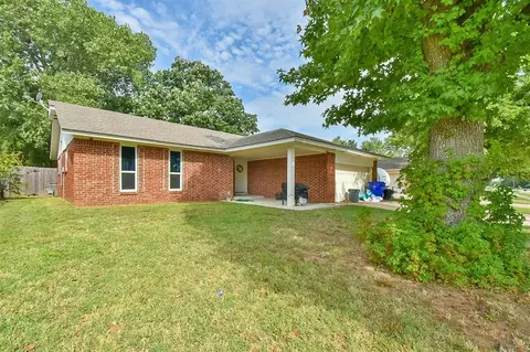 Undisclosed, Norman, OK 73071 photo 2