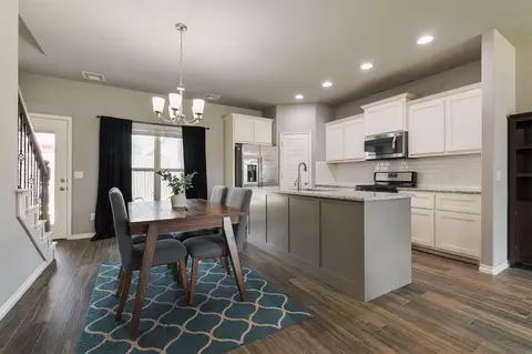 8305 NW 137th St, Oklahoma City, OK 73142