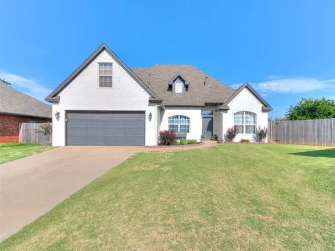 10324 Ashford Dr, Yukon, OK 73099