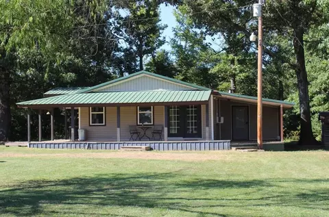 678 Baggs Rd, Broken Bow, OK 74728