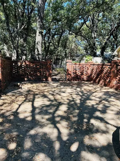 3003 Springdale Ln, Duncan, OK 73533 photo 3
