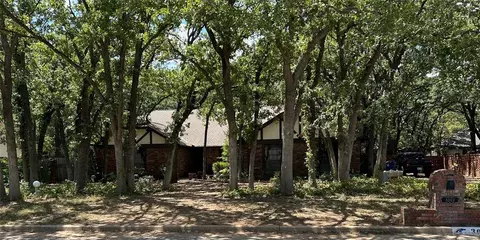 3003 Springdale Ln, Duncan, OK 73533