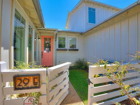 29 Boardwalk #E, Carlton Landing, OK 74432