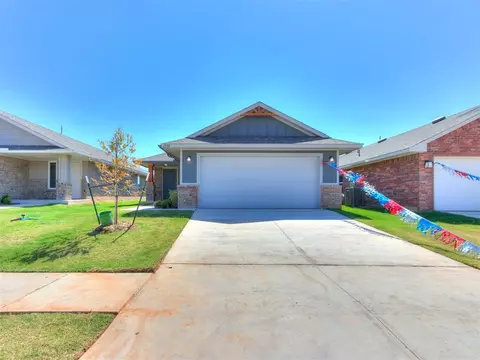 2824 NW 195th St, Edmond, OK 73012