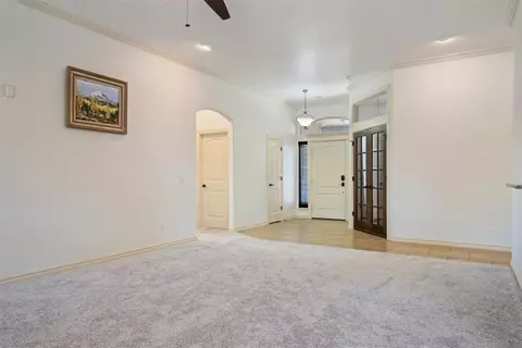 2913 Stonebridge Ct, Norman, OK 73071 photo 9