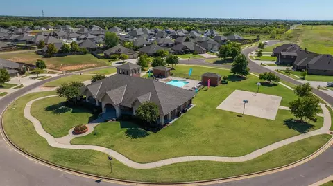 2913 Stonebridge Ct, Norman, OK 73071 photo 47