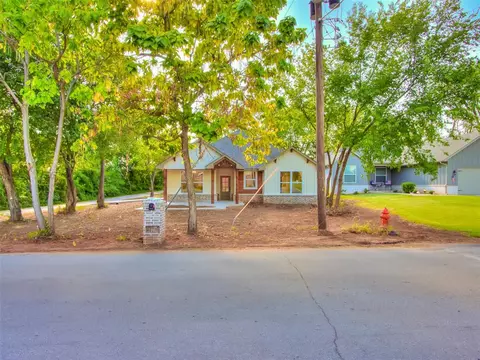 501 Odor St, Arcadia, OK 73007