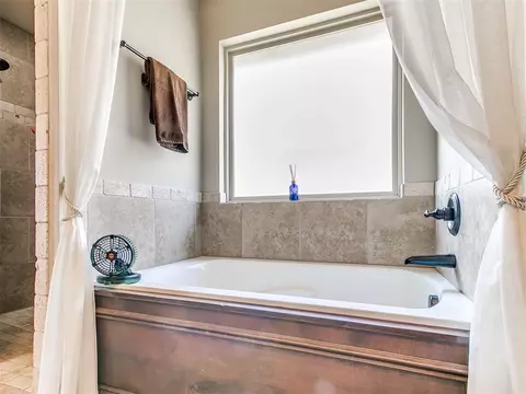 3837 Slater Dr, Norman, OK 73071 photo 16