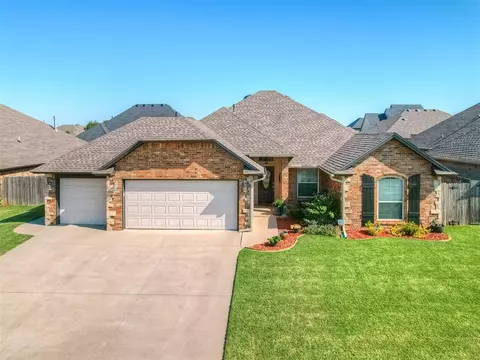 813 Tea Rose Dr, Yukon, OK 73099