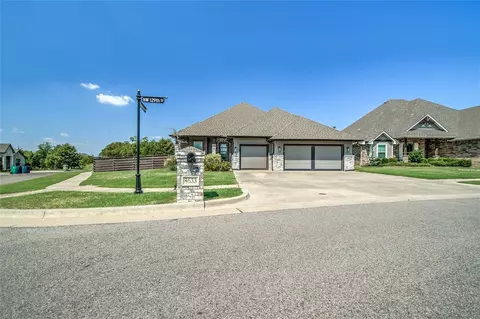 8633 NW 129th St, Oklahoma City, OK 73142