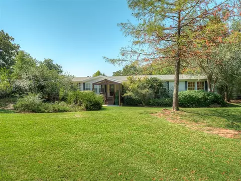 501 W Simmons, Edmond, OK 73034