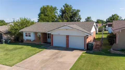 3918 SE 14th Pl, Del City, OK 73115