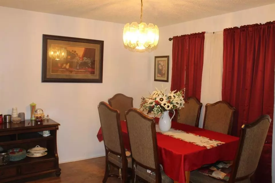  907 N Central, Idabel, OK 74745 photo 6