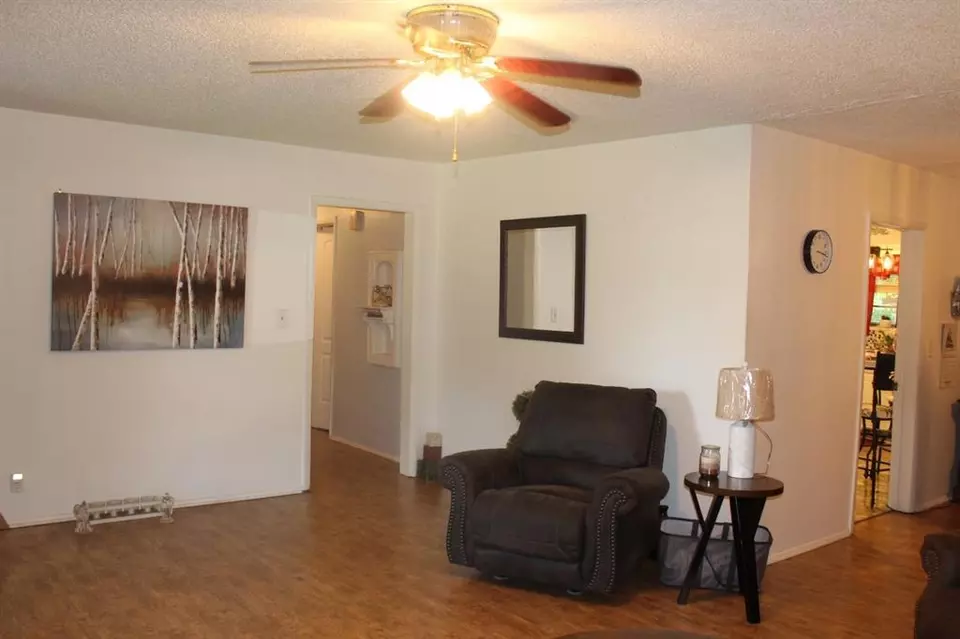  907 N Central, Idabel, OK 74745 photo 12