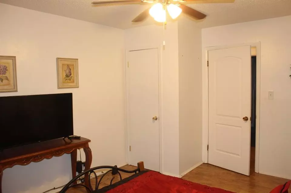  907 N Central, Idabel, OK 74745 photo 17