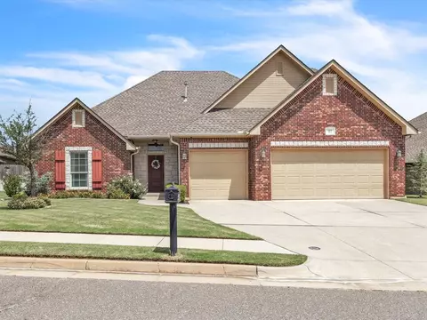 117 Bonaire Dr, Edmond, OK 73013