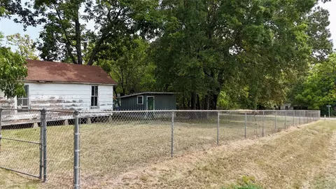 601 N Main St, Broken Bow, OK 74728 photo 17
