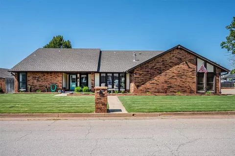 10701 Lakeridge Run, Oklahoma City, OK 73170