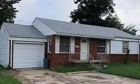 313 E Northrup Dr, Midwest City, OK 73110