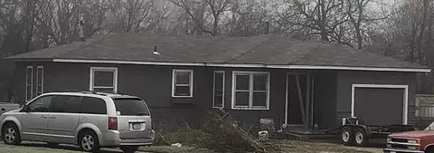 904 Cypress Cv, Midwest City, OK 73110
