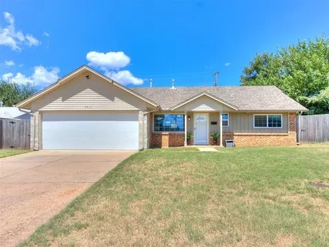 9413 Harmony Dr, Midwest City, OK 73130