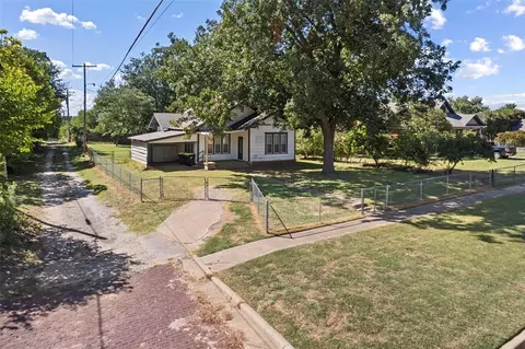 319 N 4th Ave, Purcell, OK 73080