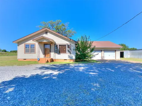1420 County Road 1330, Chickasha, OK 73018