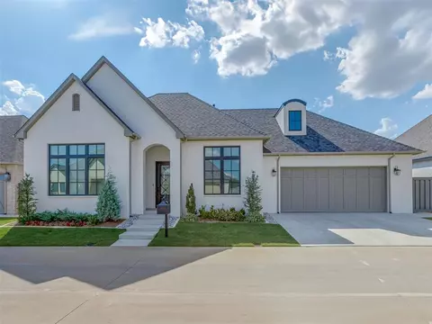 16405 Loire East Dr, Edmond, OK 73013