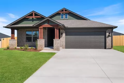 299 Isabella Dr, Blanchard, OK 73010