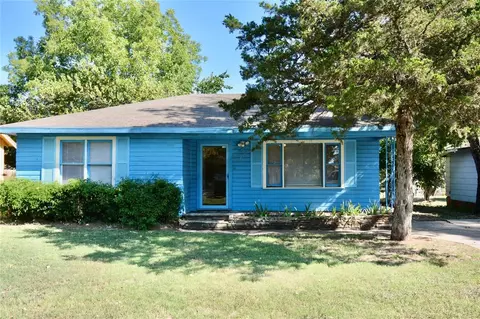 1718 W Strothers Ave, Seminole, OK 74868