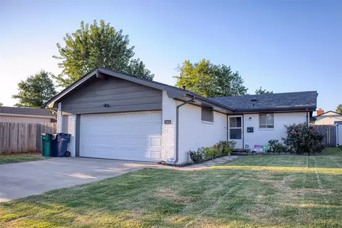 2404 SW 76th St, Oklahoma City, OK 73159