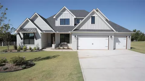 14100 Fox Lair Ln, Edmond, OK 73025