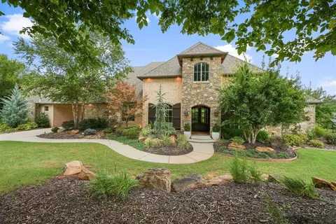 1300 Abberly Cir, Arcadia, OK 73007