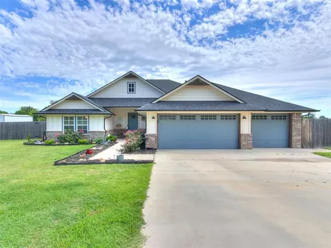 5545 Coker Rd, Shawnee, OK 74804