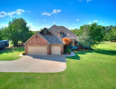 5601 Sunset Ridge Rd, Newalla, OK 74857