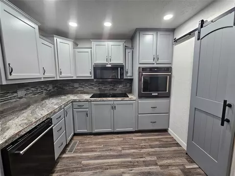 601 N Santa Fe Ave, Arapaho, OK 73620