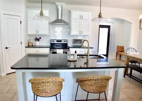 8405 NW 142nd St, Oklahoma City, OK 73142