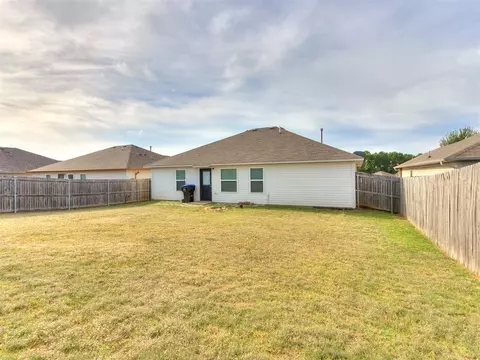 1305 Onyx St, Noble, OK 73068 photo 7