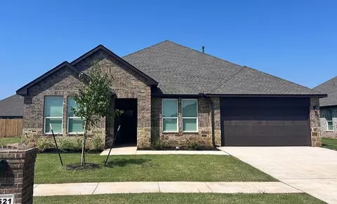 2521 Kathleens Xing, Yukon, OK 73099
