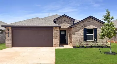 11605 SW 27th St, Yukon, OK 73099