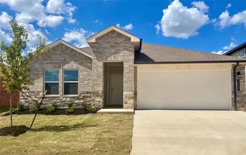 2757 Alice Way, Yukon, OK 73099