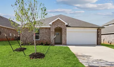 9016 NW 149th Ter, Yukon, OK 73099